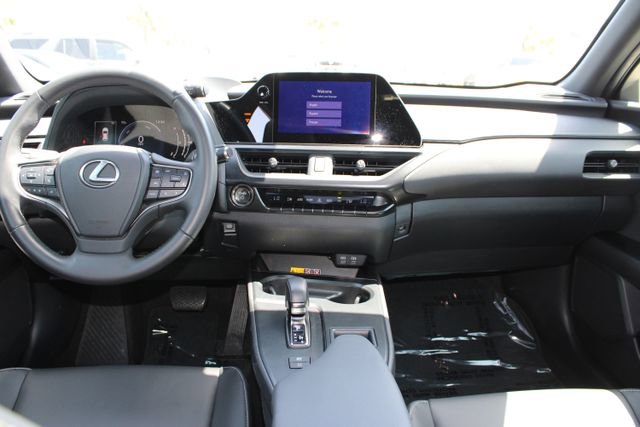 Certified 2025 Lexus UX 300h FWD image 10