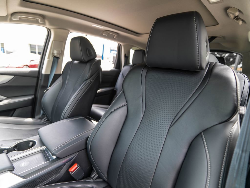 Certified 2023 Acura MDX SH-AWD w/ Technology Package image 8