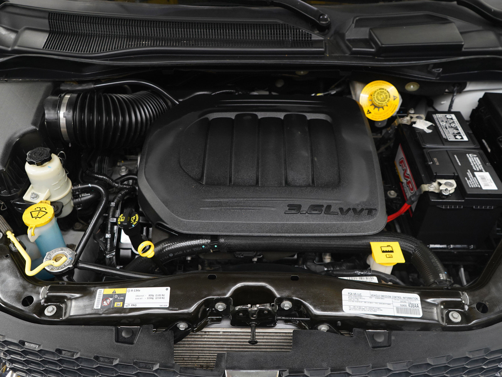 Used 2019 Dodge Grand Caravan SXT w/ Rear Park Assist Package FWD image 34