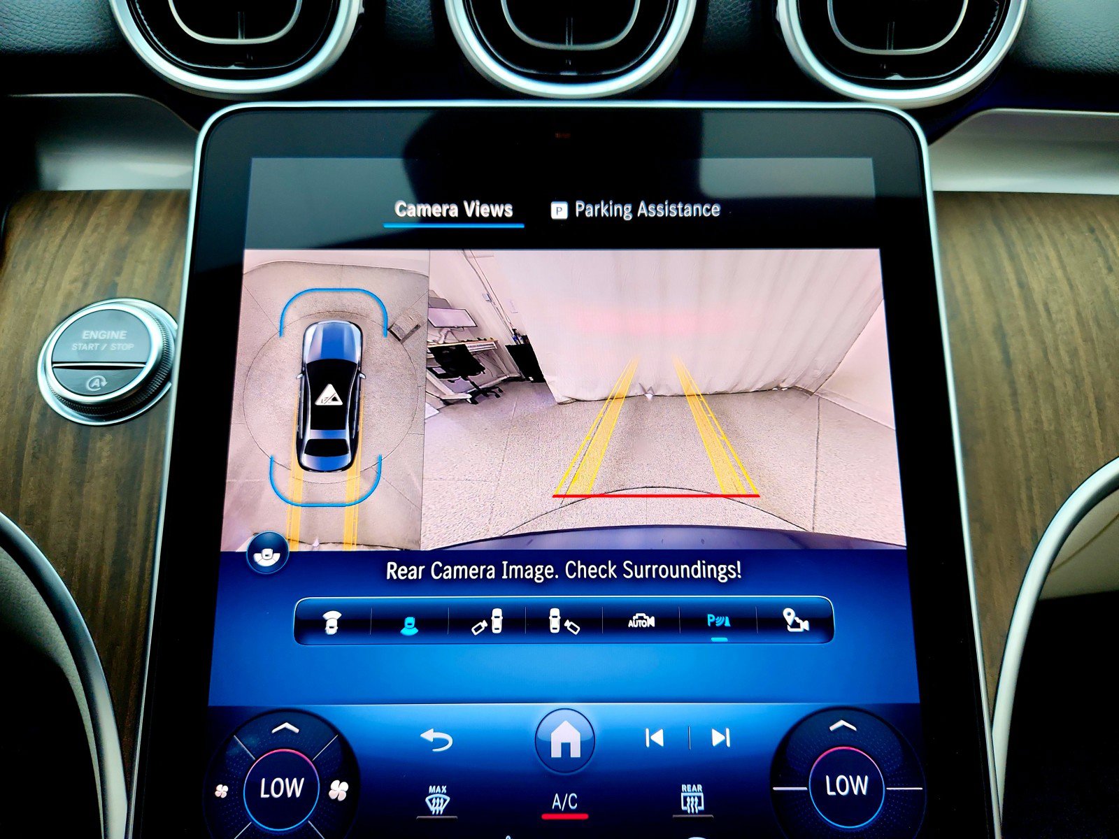 Used 2024 Mercedes-Benz C 300 Sedan image 16