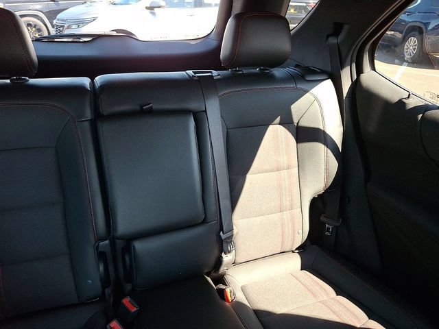 Used 2023 Chevrolet Equinox RS AWD/4WD image 14