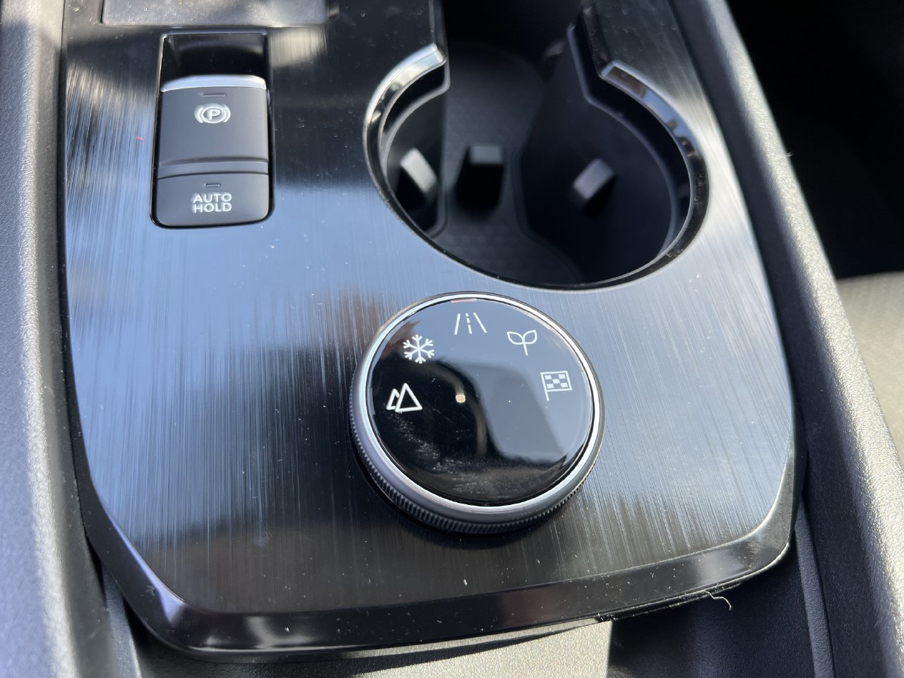 New 2026 Nissan Rogue Dark Armor AWD/4WD image 12