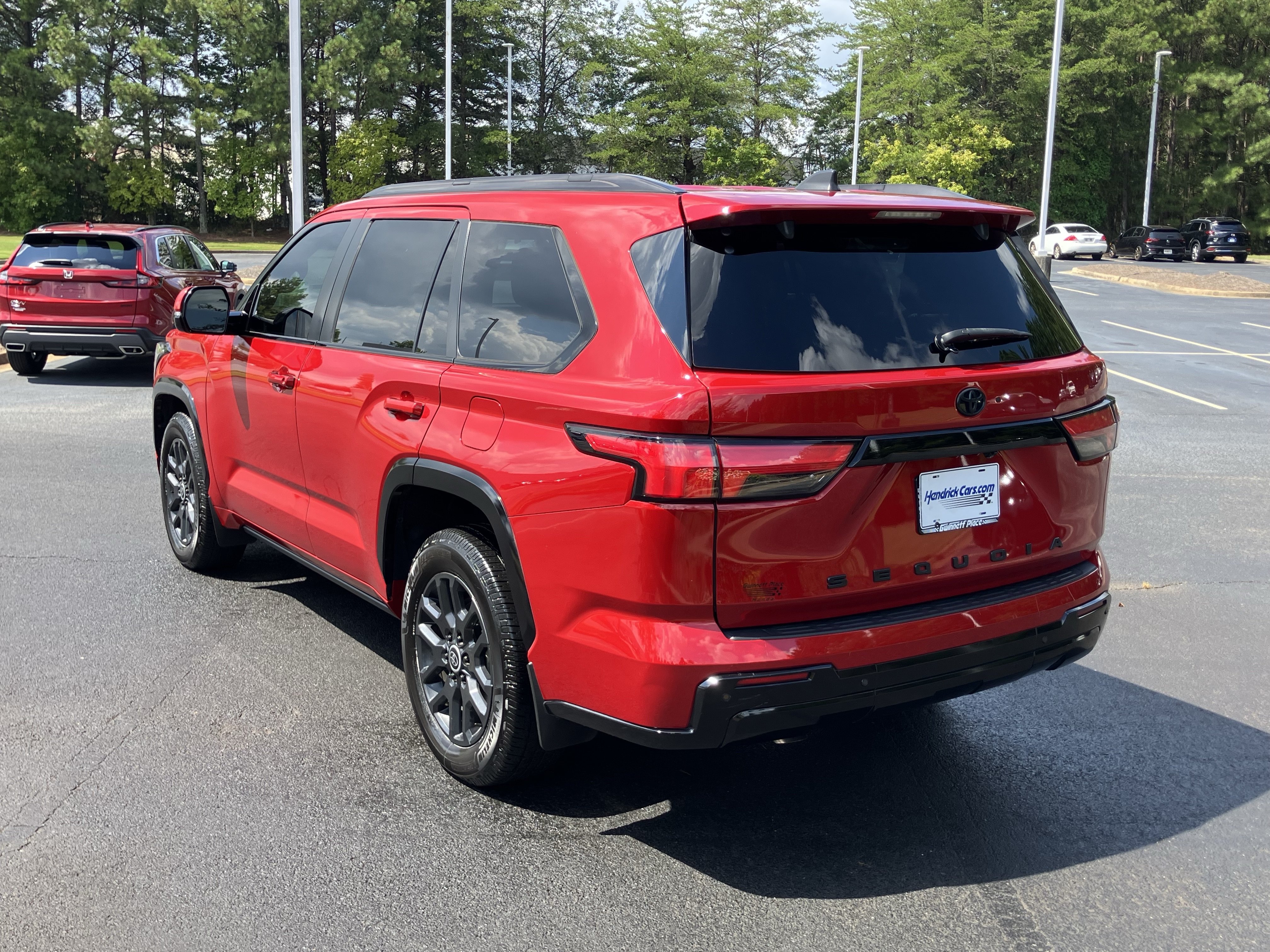Used 2024 Toyota Sequoia Platinum AWD/4WD image 8