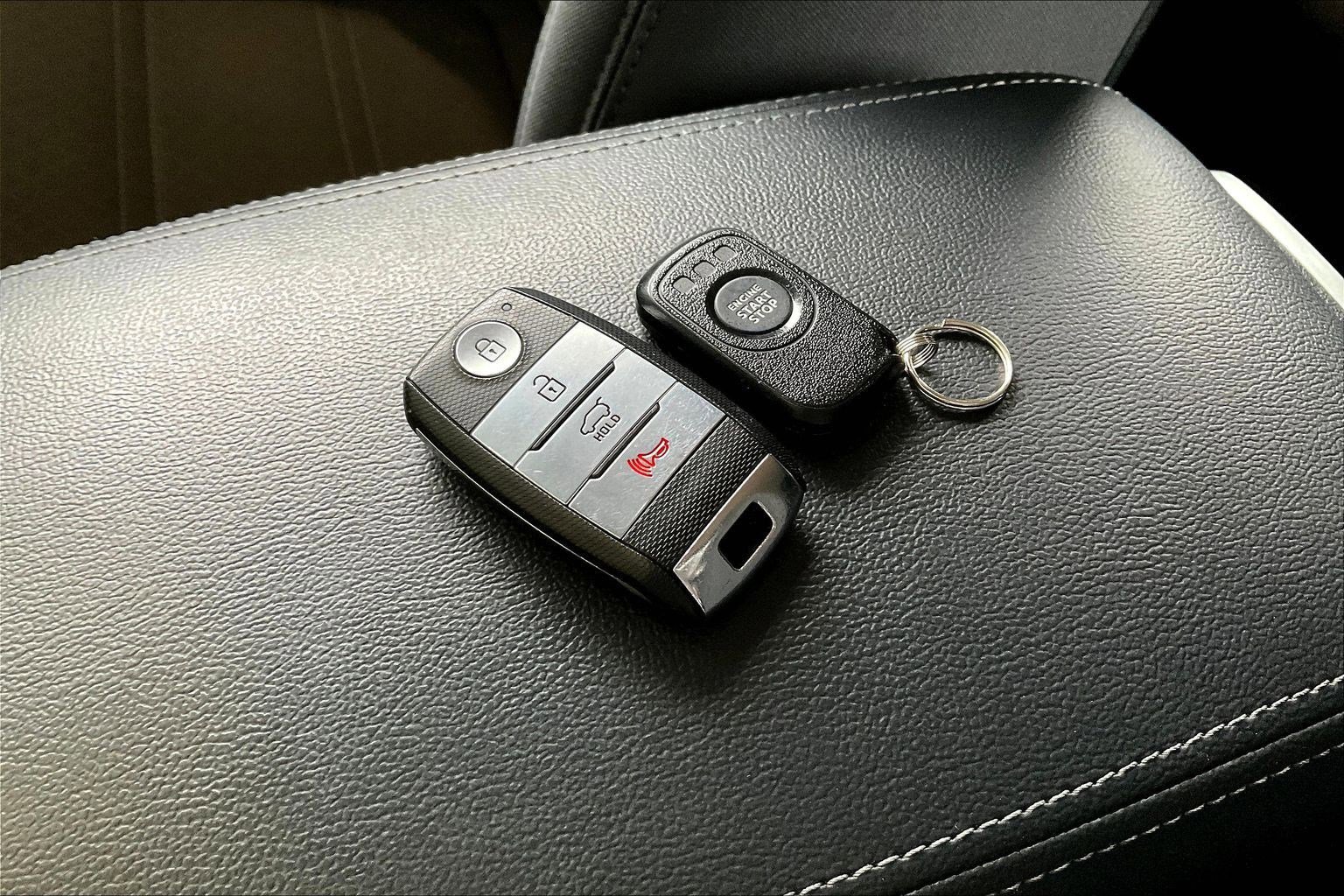 Used 2020 Kia Sorento S image 34