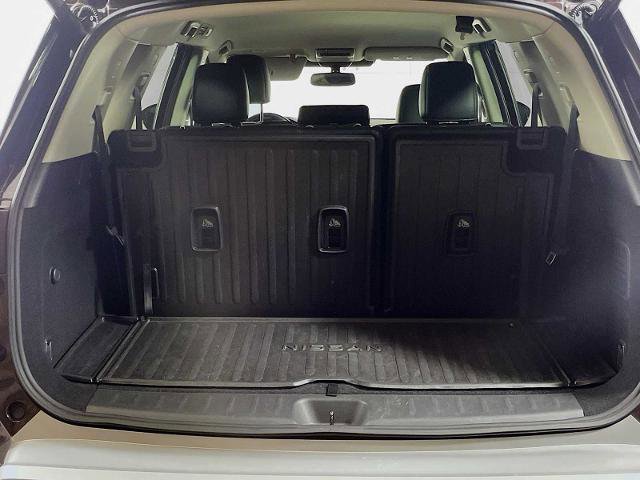 Certified 2022 Nissan Pathfinder SL w/ Lighting Package (N92) image 25