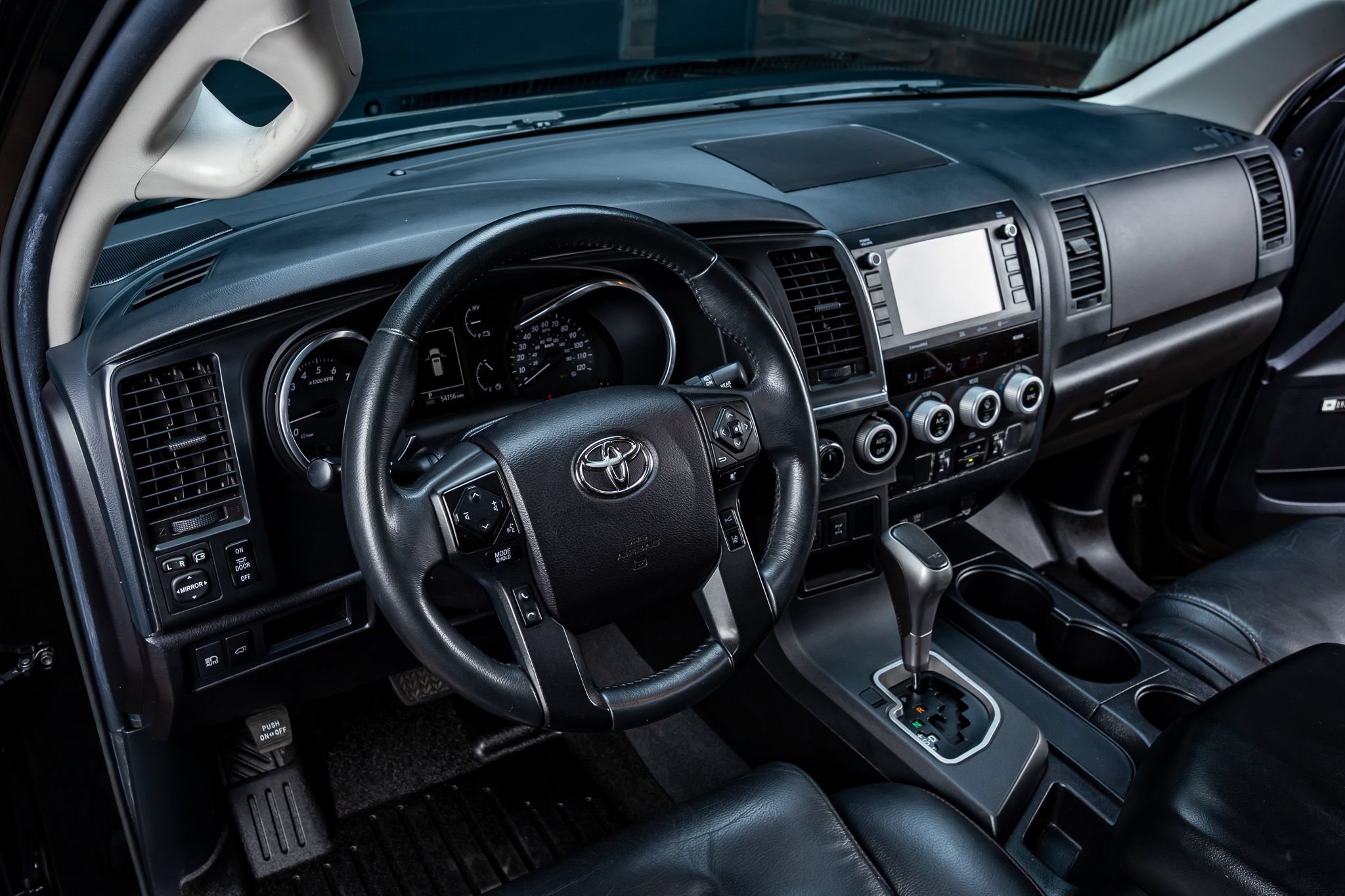 Used 2021 Toyota Sequoia TRD Pro AWD/4WD image 16