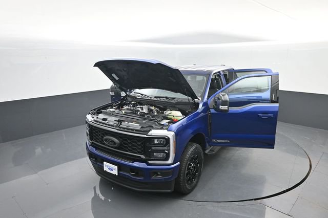 New 2026 Ford F250 Lariat image 40