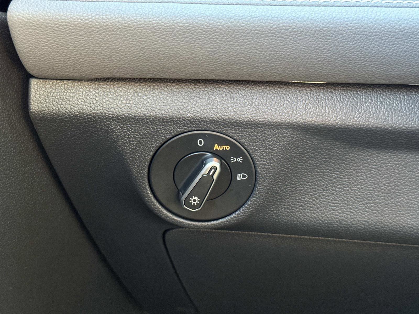 New 2026 Volkswagen Jetta SEL image 27