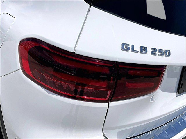 New 2026 Mercedes-Benz GLB 250 image 27