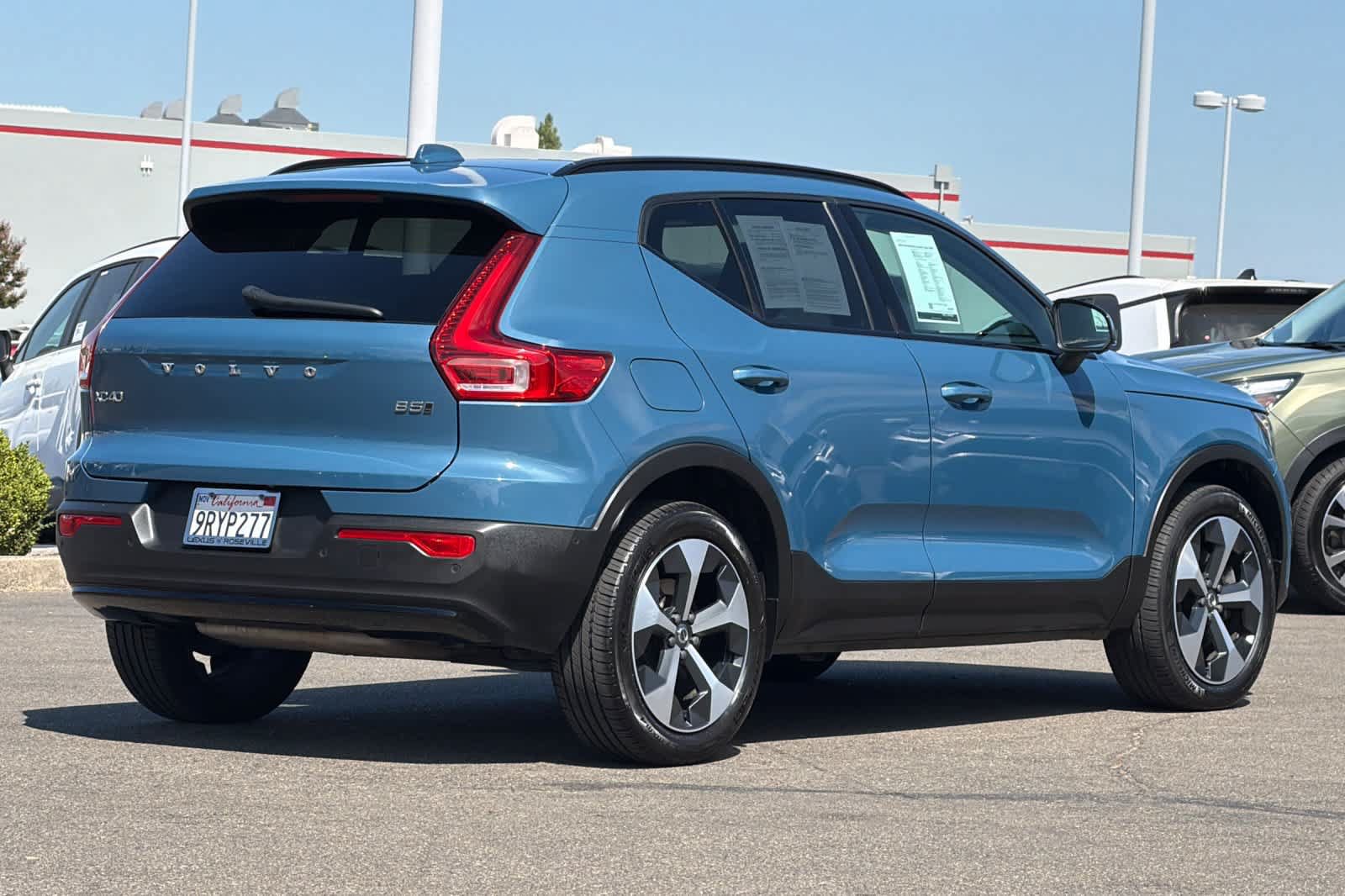 Used 2024 Volvo XC40 B5 Plus AWD/4WD image 2