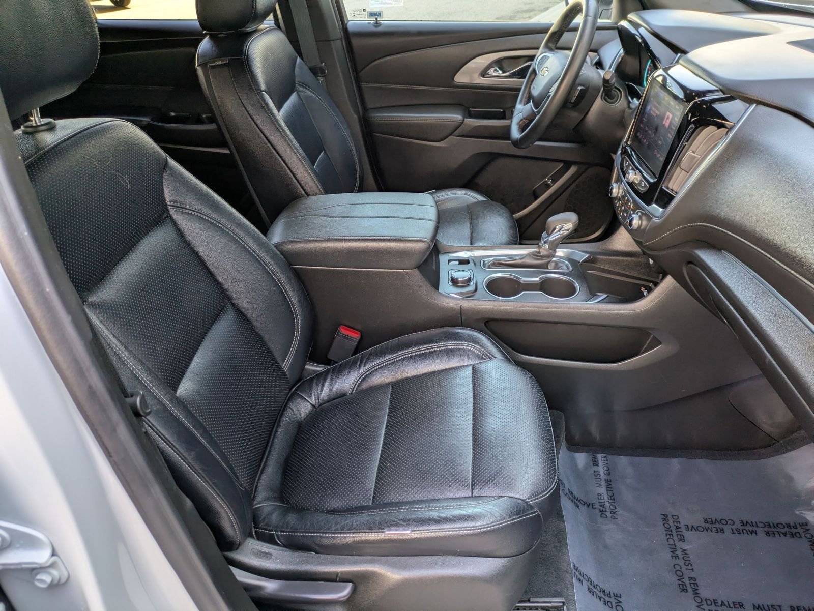 Used 2023 Chevrolet Traverse LT FWD image 27