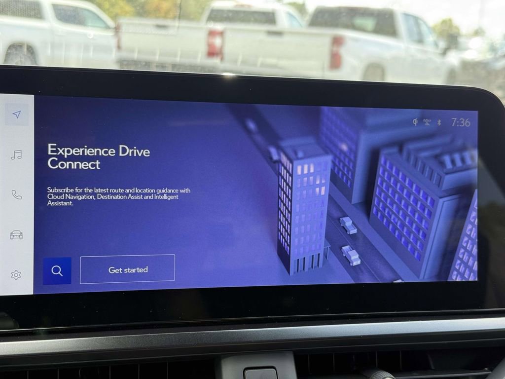 Used 2025 Lexus UX 300h AWD image 11