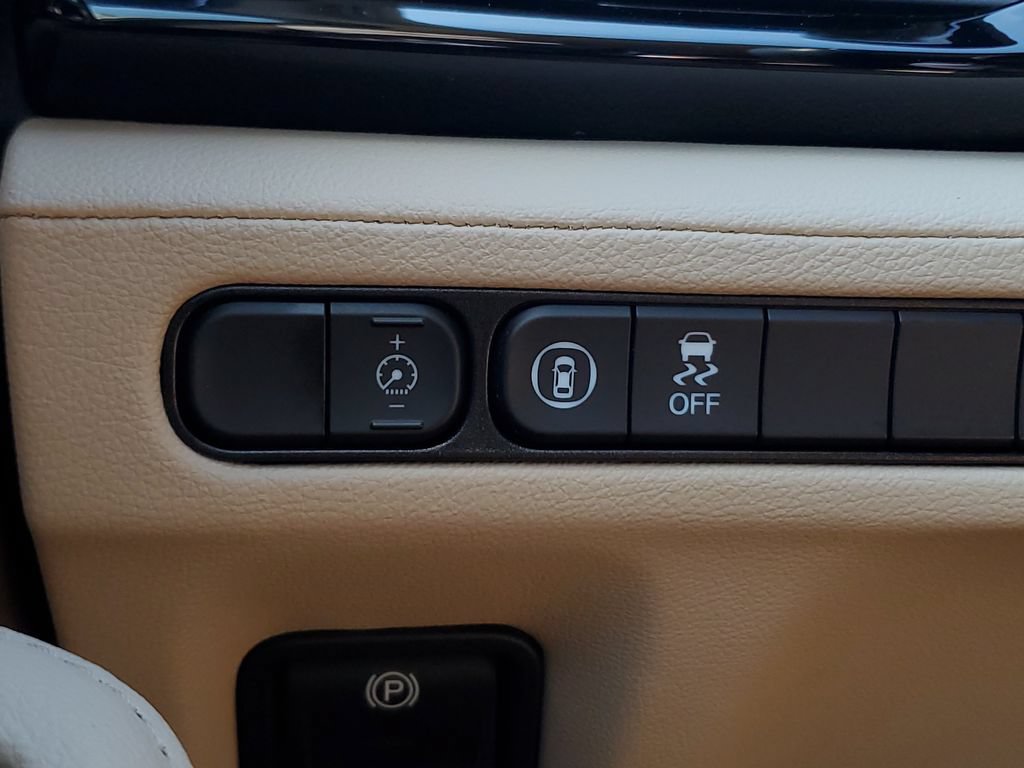 Certified 2024 Acura MDX FWD image 30