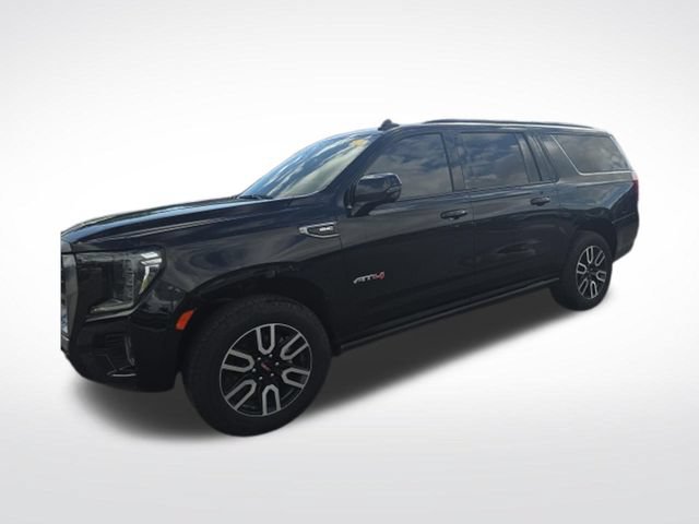 Used 2022 GMC Yukon XL AT4 w/ Technology Package AWD/4WD image 6
