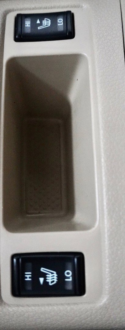 Used 2017 Nissan Rogue SV image 24