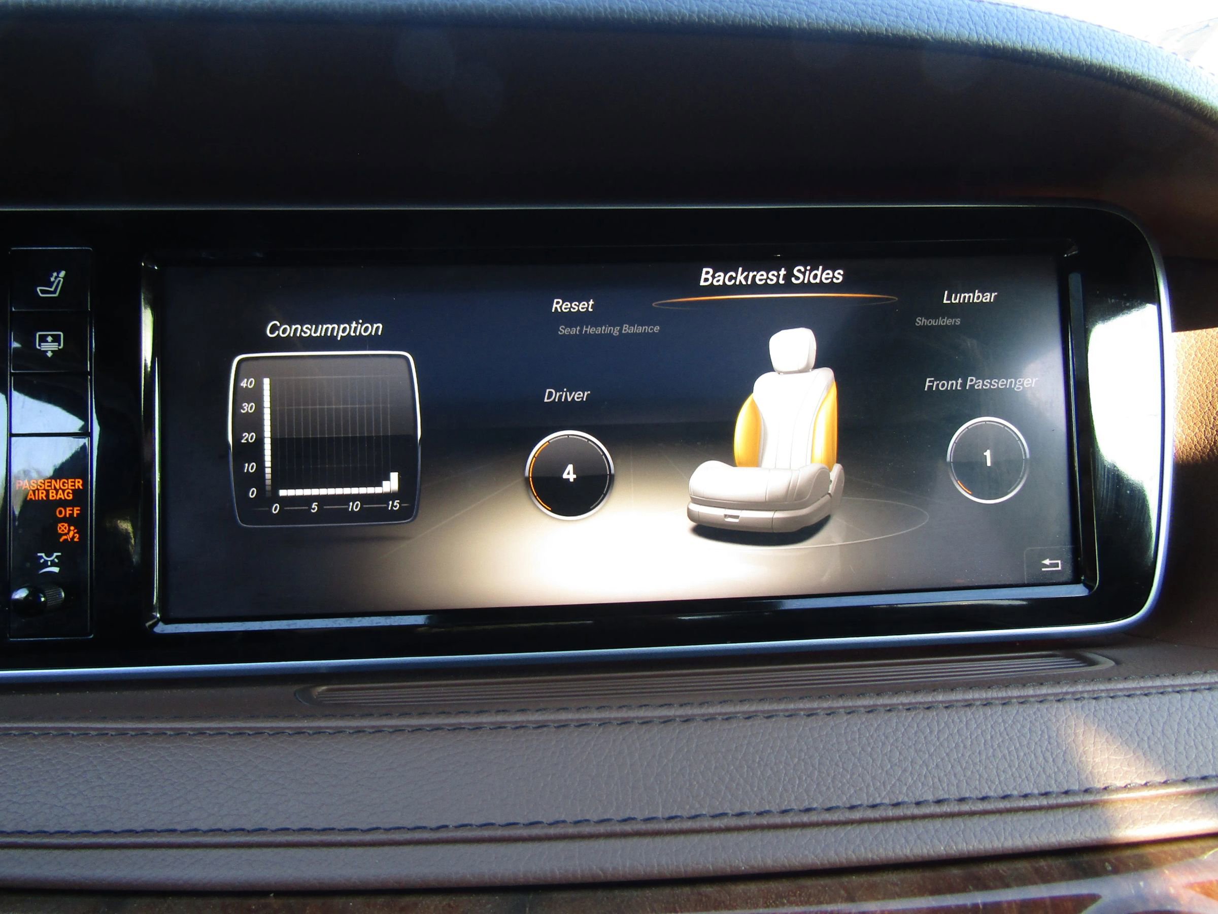 Used 2014 Mercedes-Benz S 550 Sedan w/ Sport Package w/ Sport Package image 38