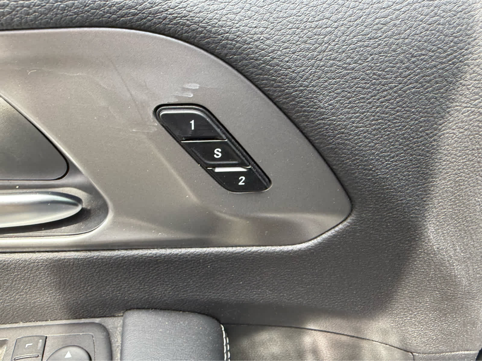 Used 2026 Chrysler Pacifica Select FWD image 14