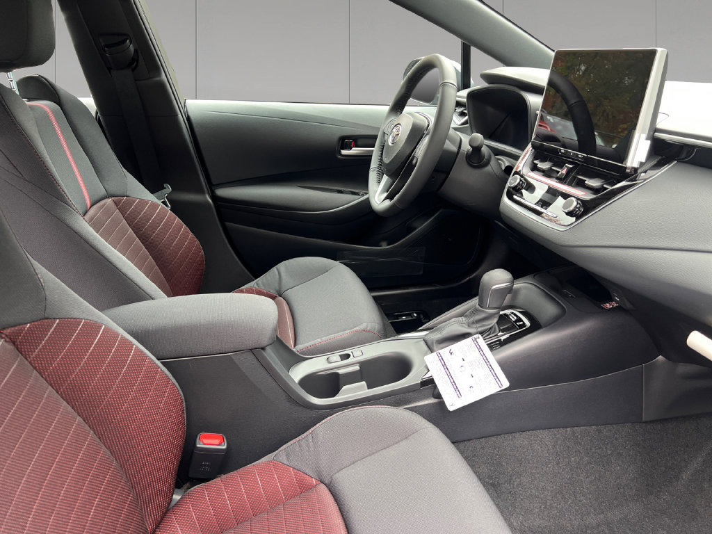 New 2027 Toyota Corolla SE FWD image 17