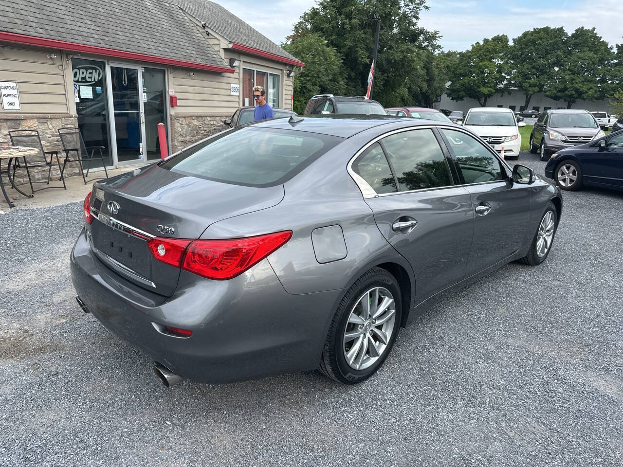 Used 2016 INFINITI Q50 3.0t Premium w/ Driver Assistance Package AWD/4WD image 5