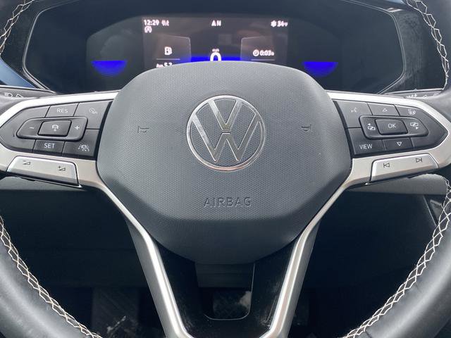 Used 2023 Volkswagen Taos SE image 14