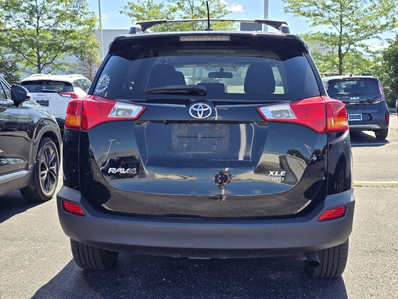 Used 2015 Toyota RAV4 XLE AWD/4WD image 6