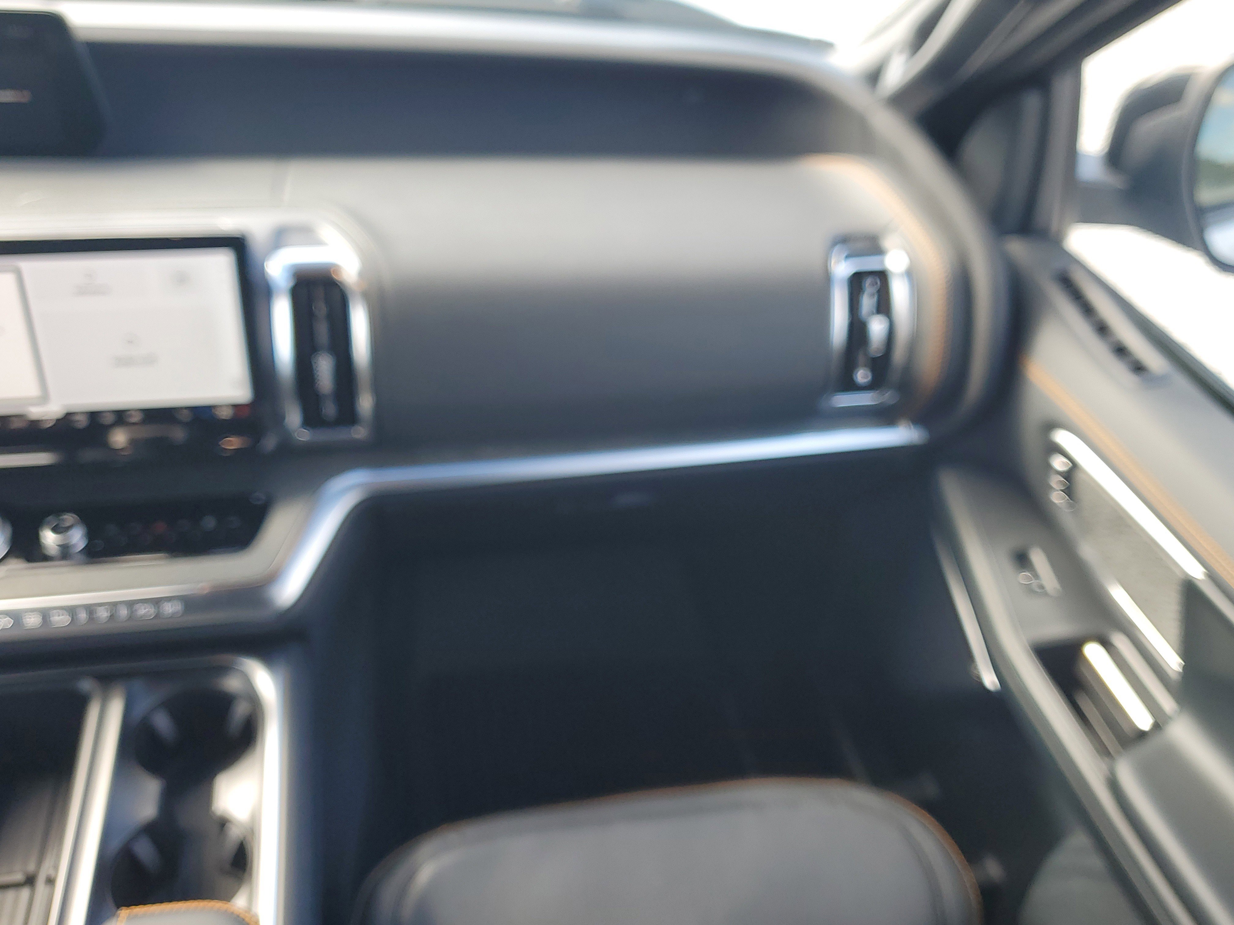 New 2026 Ford Expedition Tremor image 15