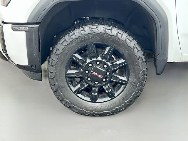 Used 2024 GMC Sierra 2500 AT4 image 28