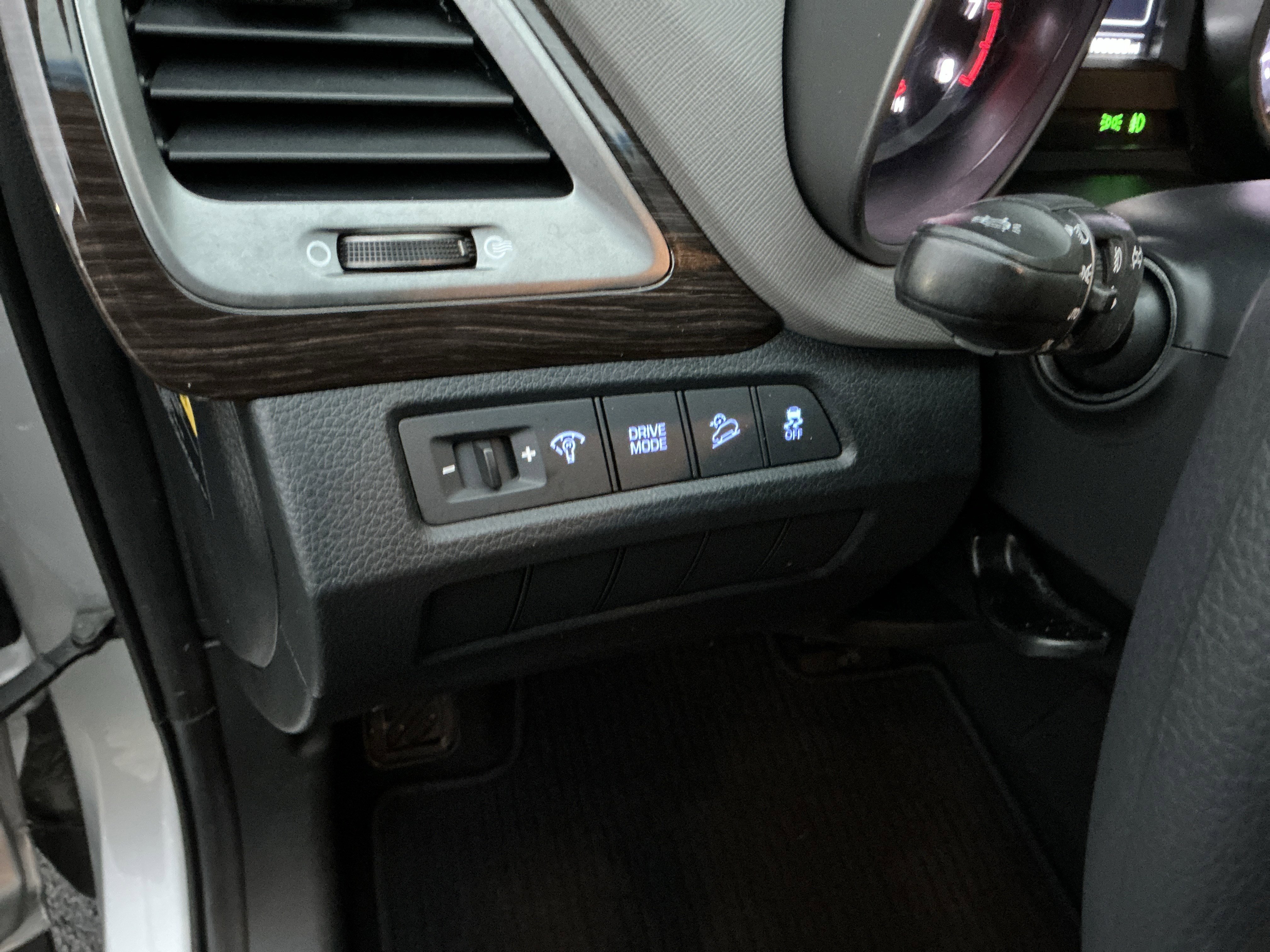 Used 2017 Hyundai Santa Fe Sport image 26