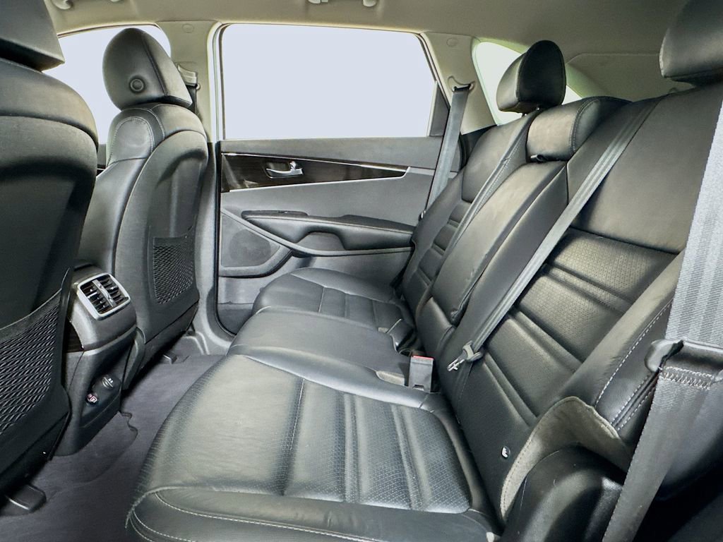 Used 2019 Kia Sorento EX FWD image 9