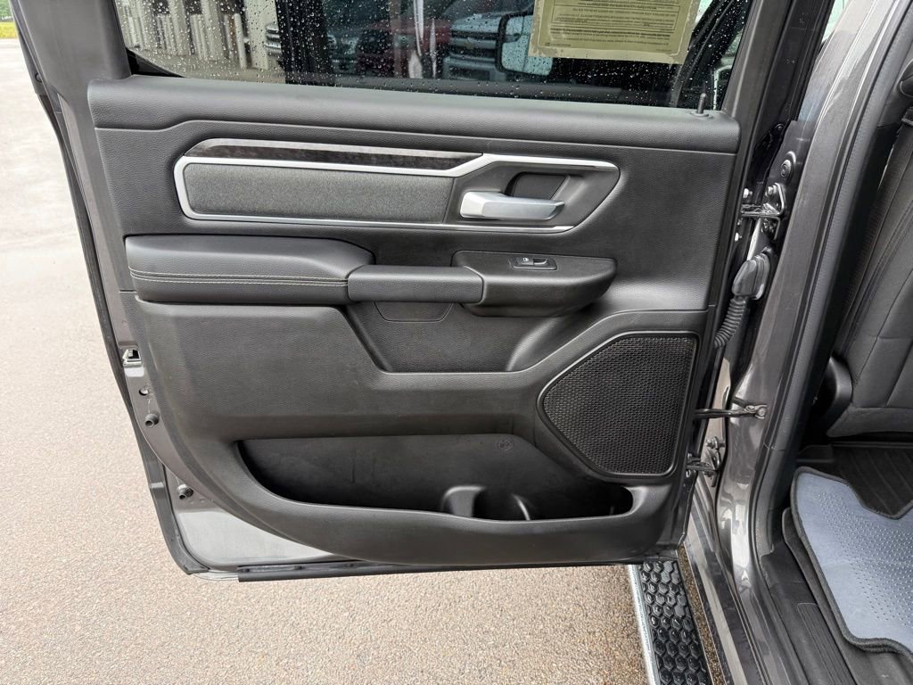 Used 2022 RAM 1500 Big Horn RWD image 11