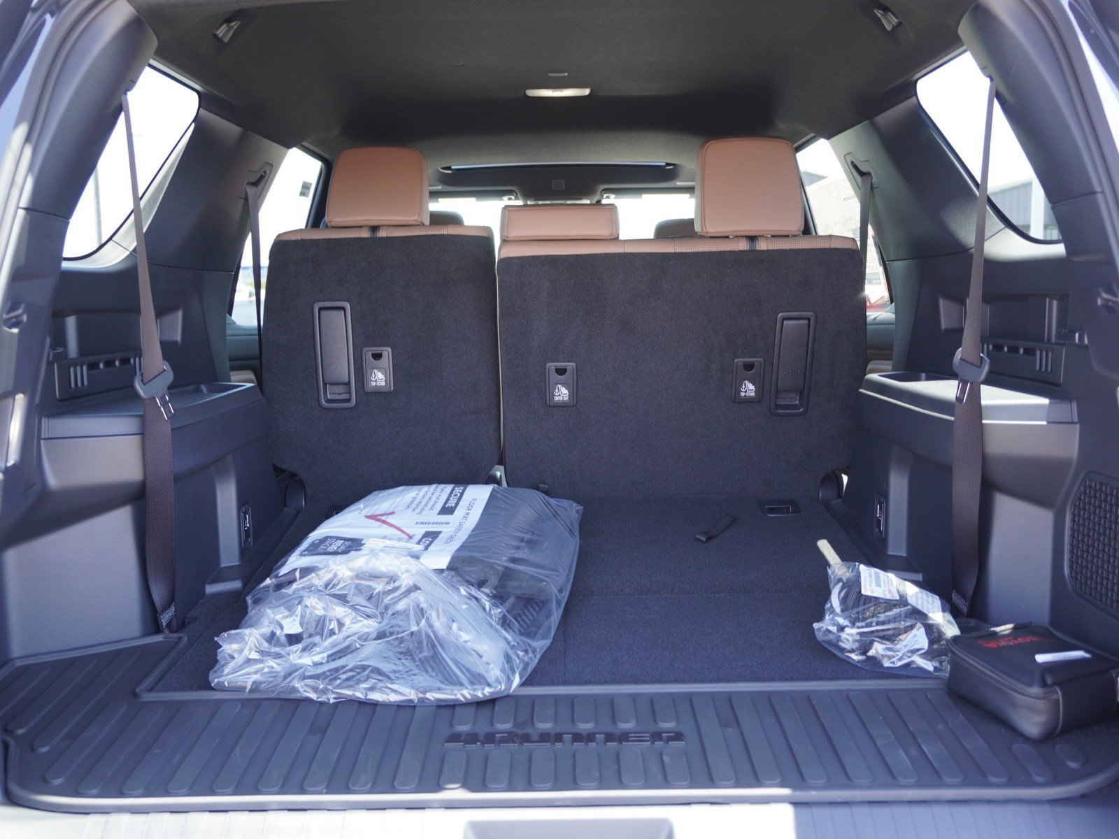 New 2026 Toyota 4Runner Limited AWD/4WD image 11