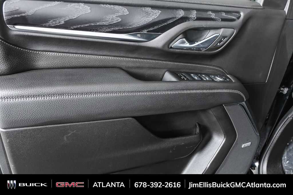 Used 2024 GMC Yukon XL Denali image 7