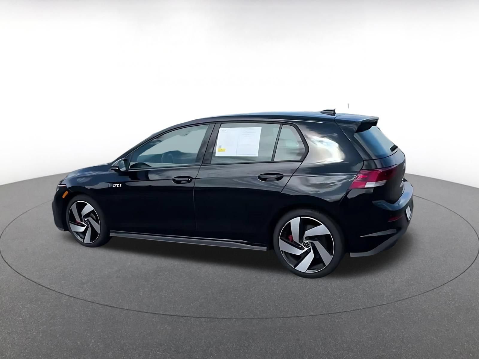 Used 2026 Volkswagen Golf S FWD image 9