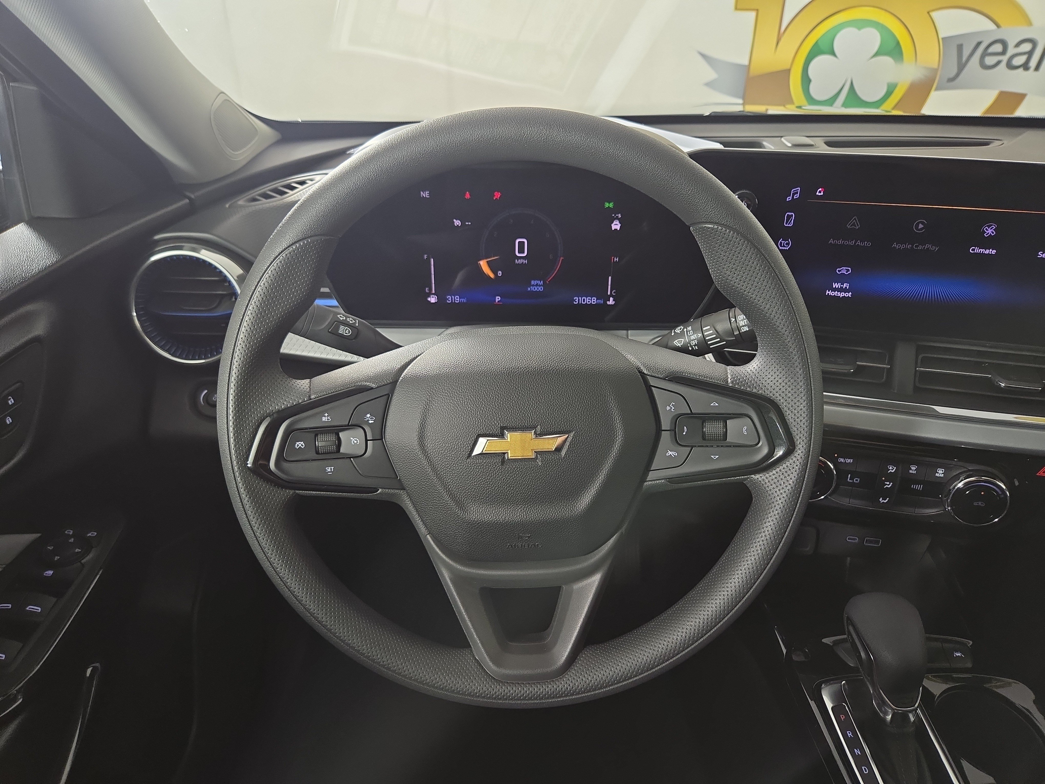 Certified 2025 Chevrolet Trax LT FWD image 14