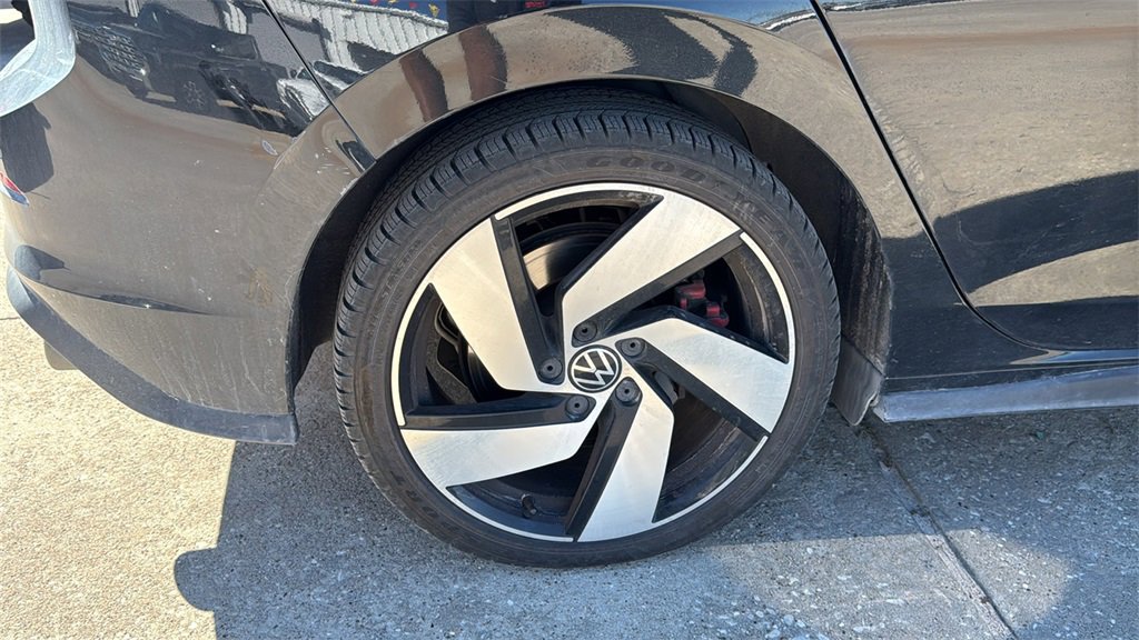 Used 2024 Volkswagen GTI S image 5