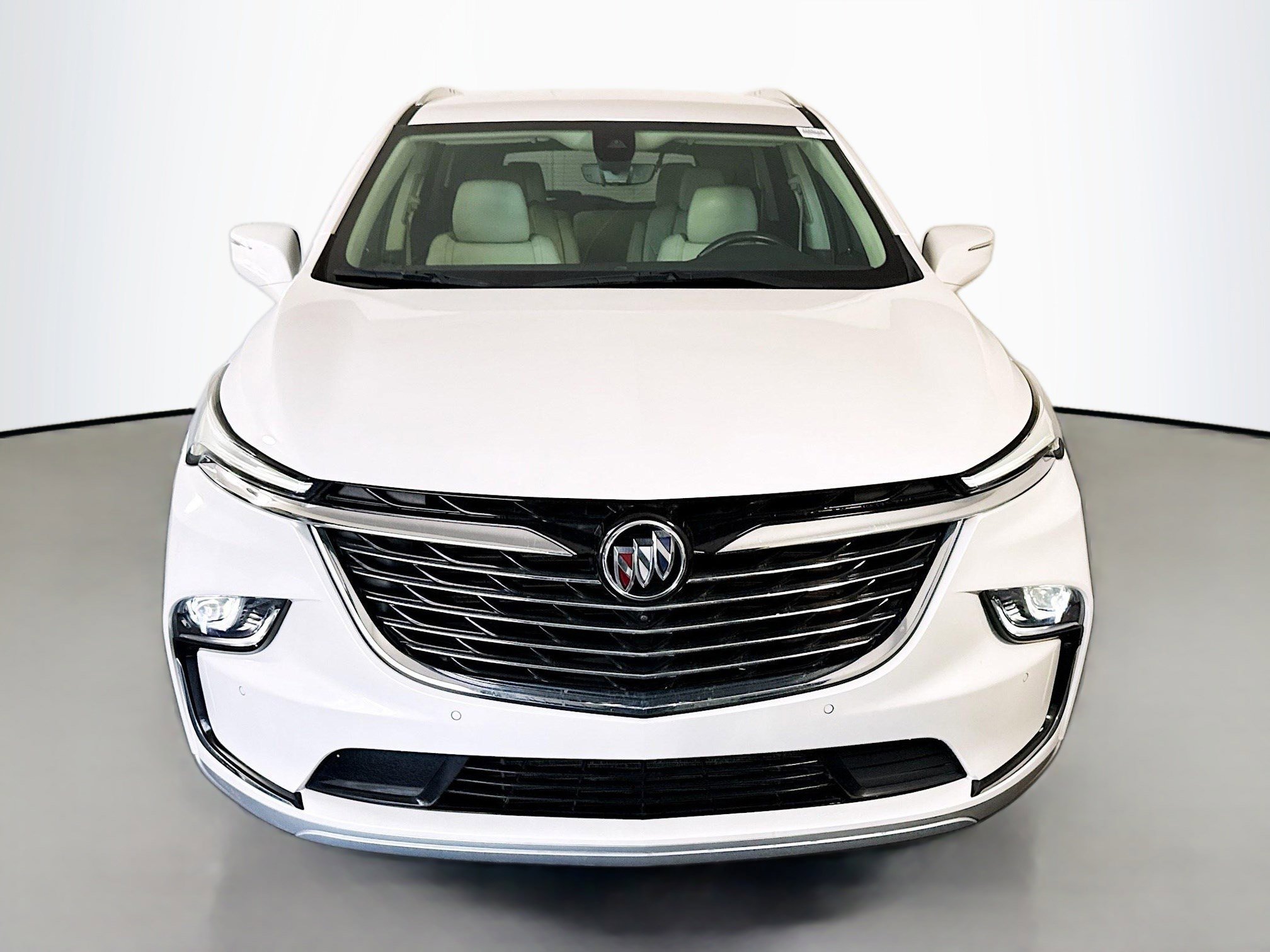 Used 2023 Buick Enclave Essence FWD image 2