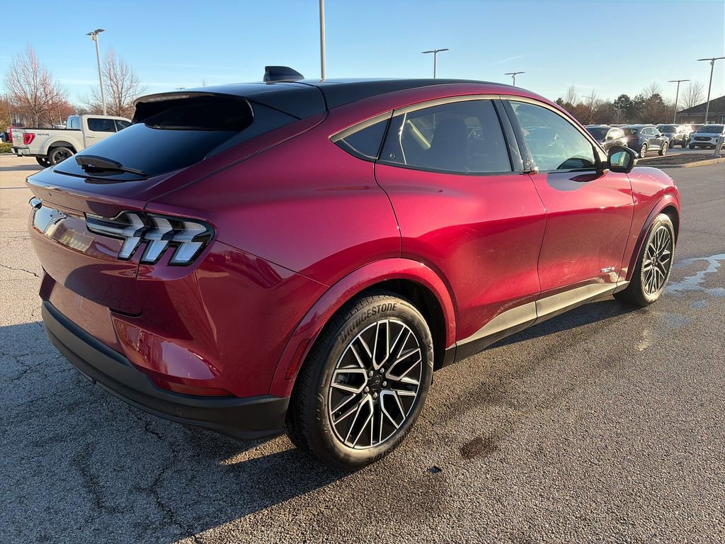 Used 2025 Ford Mustang Mach-E Premium image 7