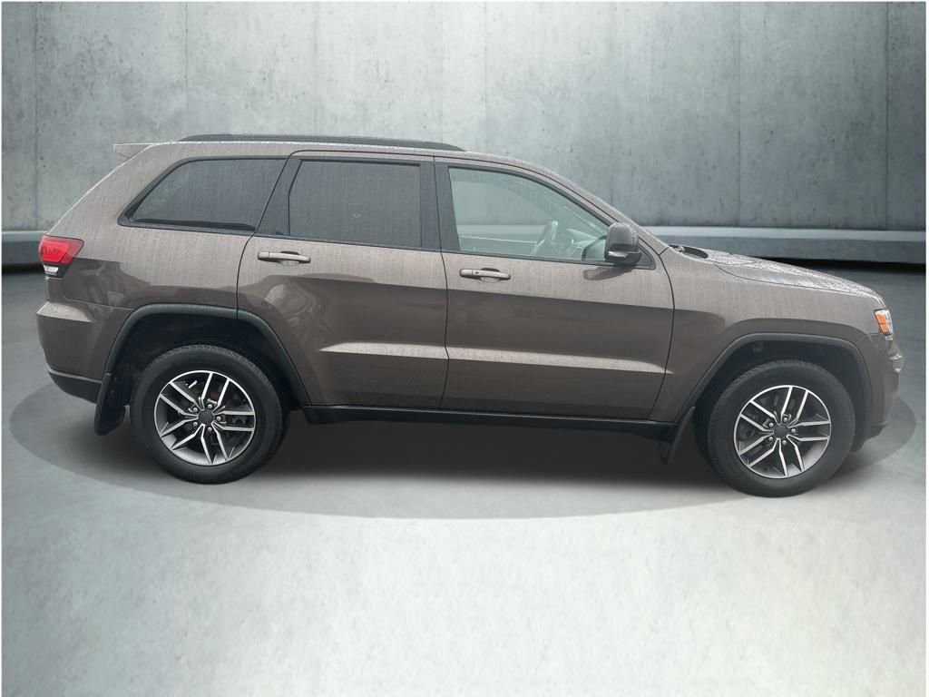 Used 2021 Jeep Grand Cherokee Limited AWD/4WD image 7
