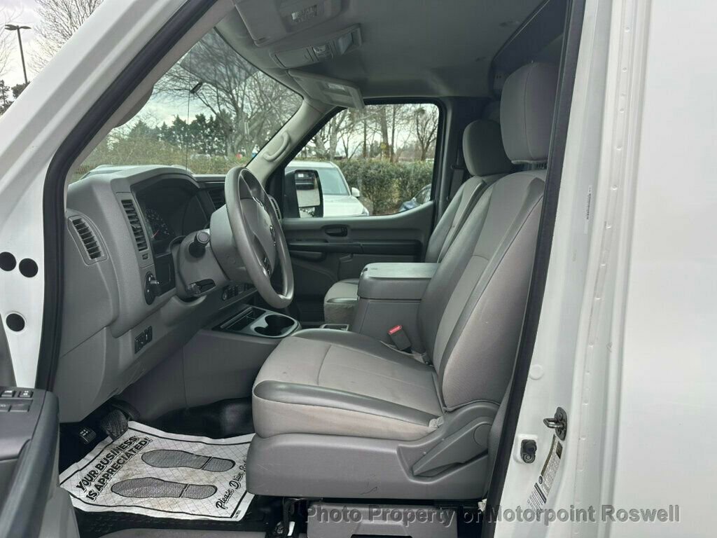 Used 2017 Nissan NV 2500 SV w/ Technology Package image 10