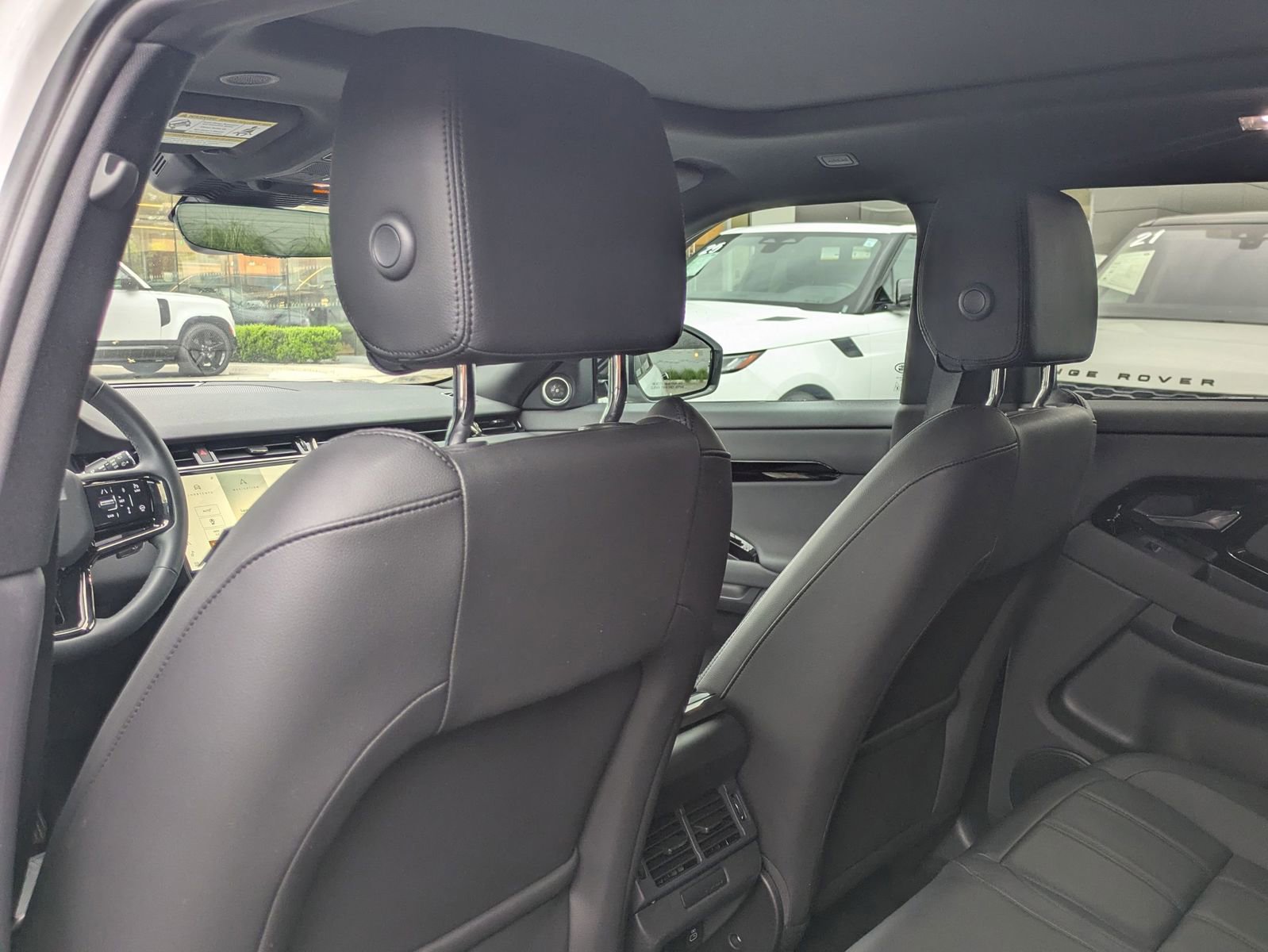 Used 2024 Land Rover Range Rover Evoque S image 27