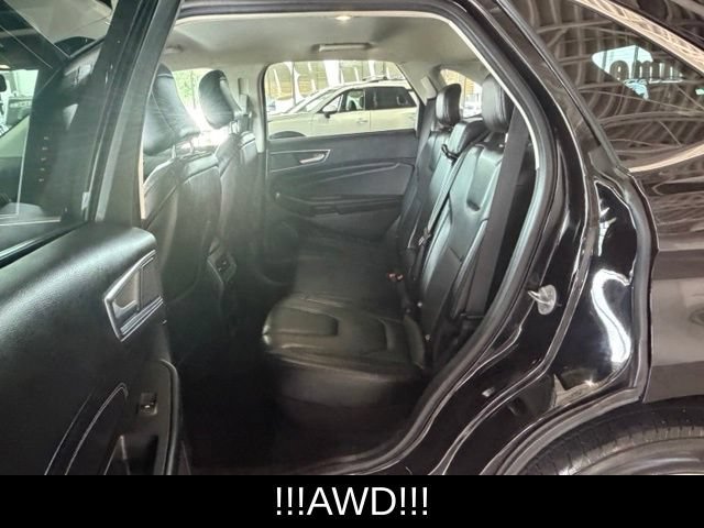 Used 2022 Ford Edge Titanium w/ Equipment Group 301A AWD/4WD image 21
