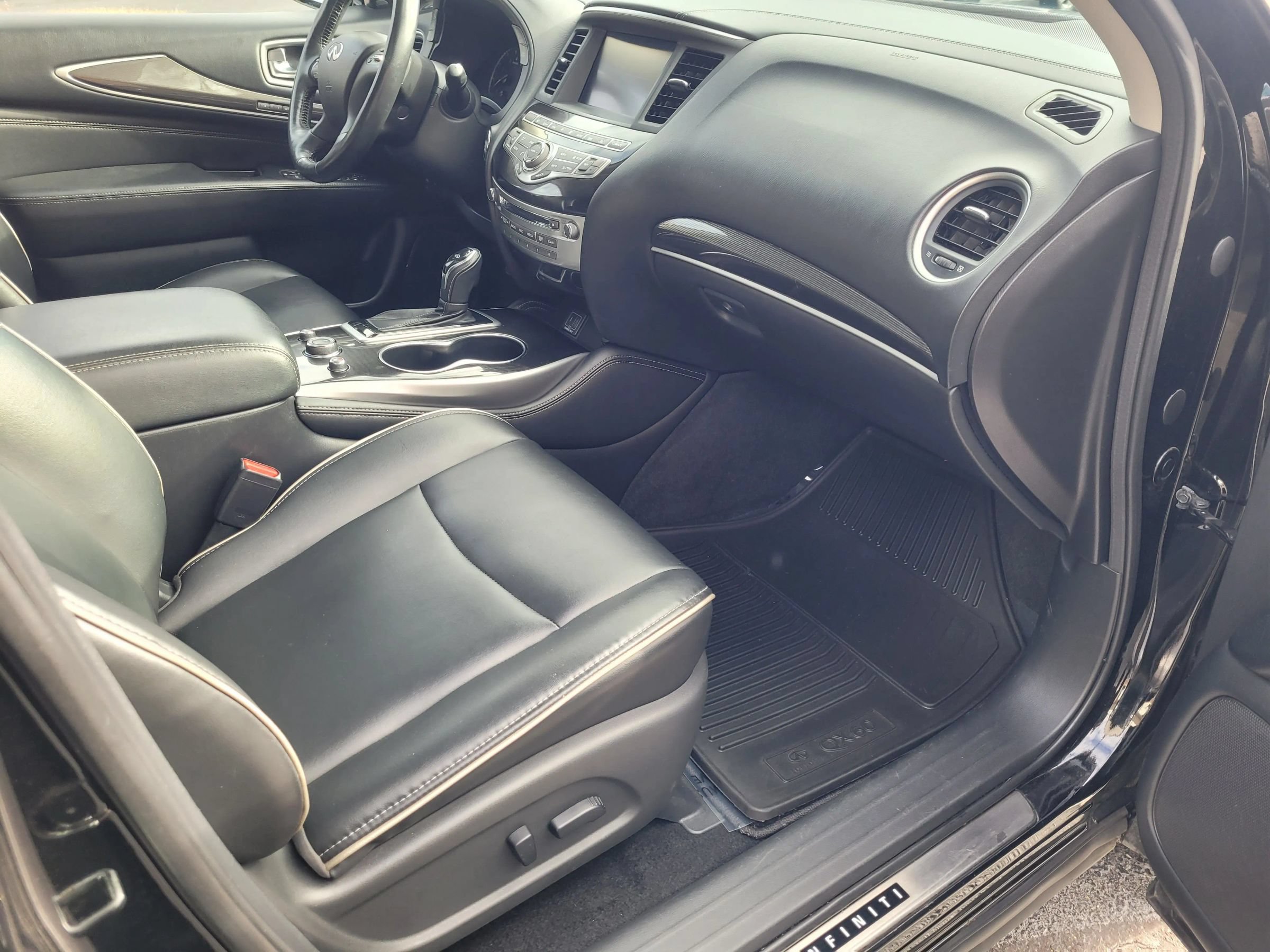 Used 2020 INFINITI QX60 Luxe AWD/4WD image 28