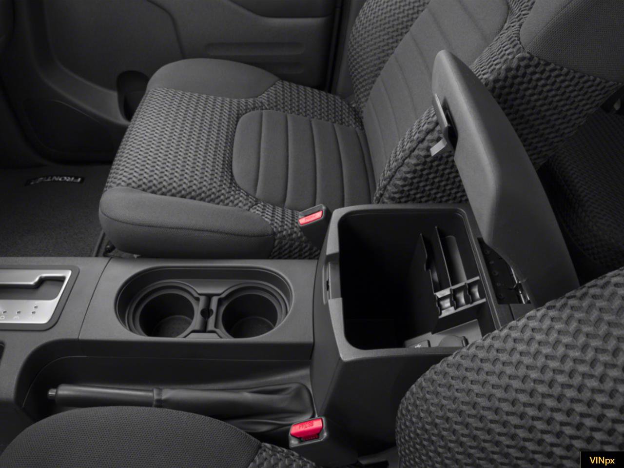 Used 2015 Nissan Frontier SV image 15