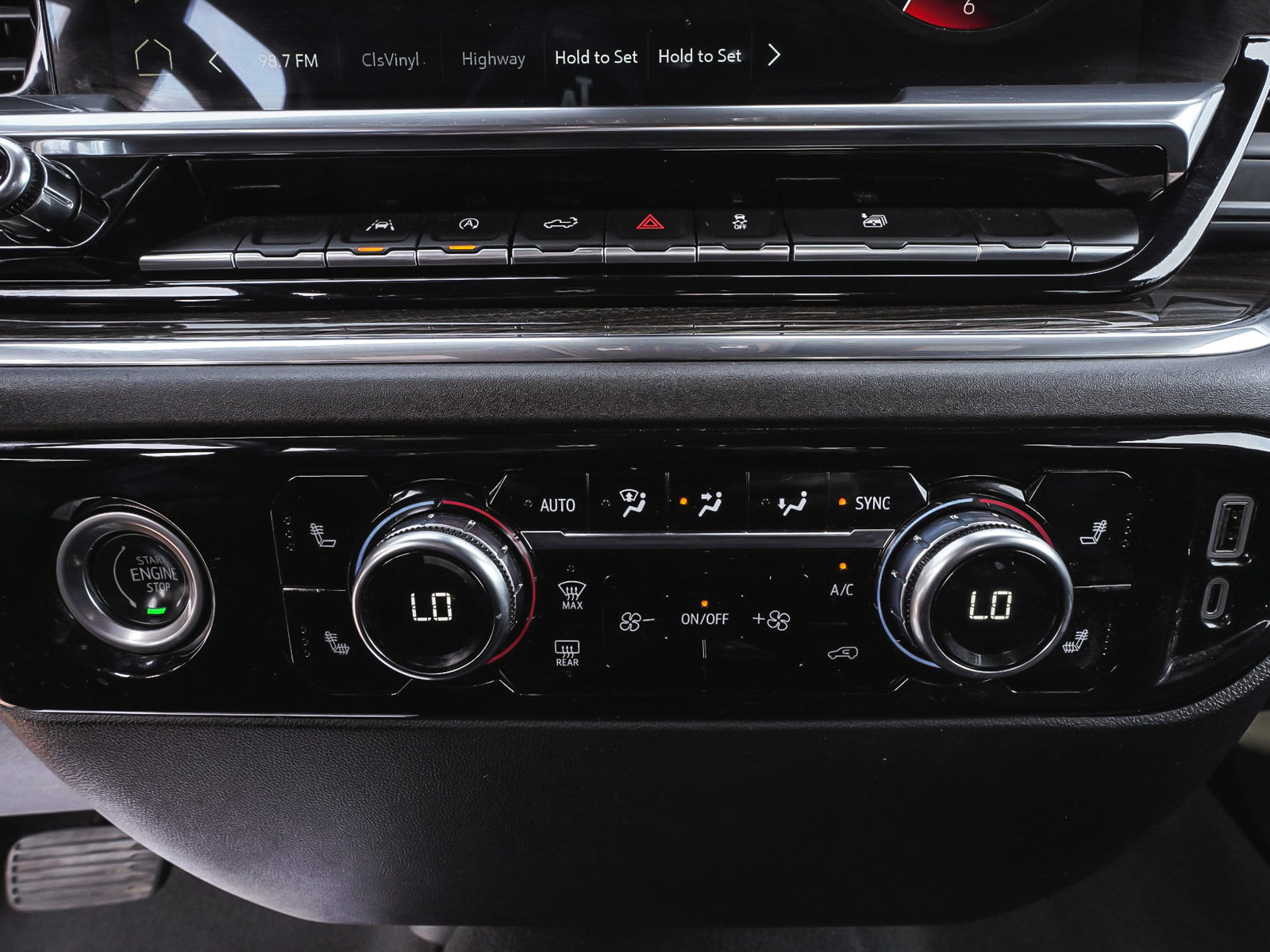 Used 2023 GMC Sierra 1500 Elevation image 28