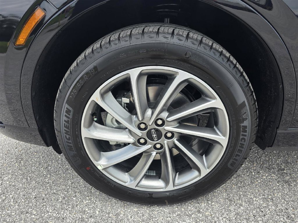 New 2025 Lincoln Corsair Grand Touring w/ Equipment Group 302A AWD/4WD image 30