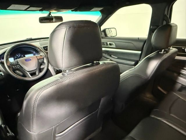 Used 2017 Ford Explorer XLT w/ Equipment Group 202A image 36