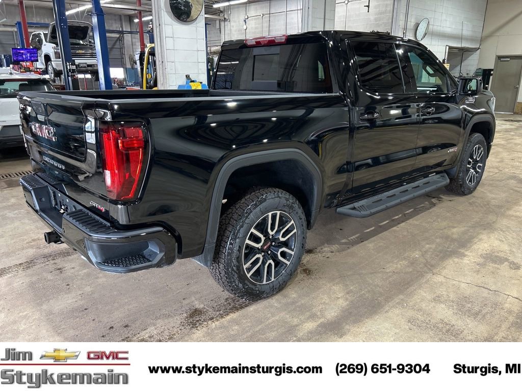 New 2026 GMC Sierra 1500 AT4 w/ Technology Package image 8