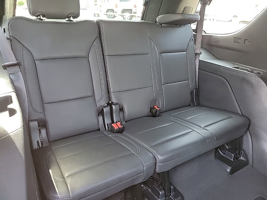 Used 2024 Chevrolet Tahoe LT AWD/4WD image 41