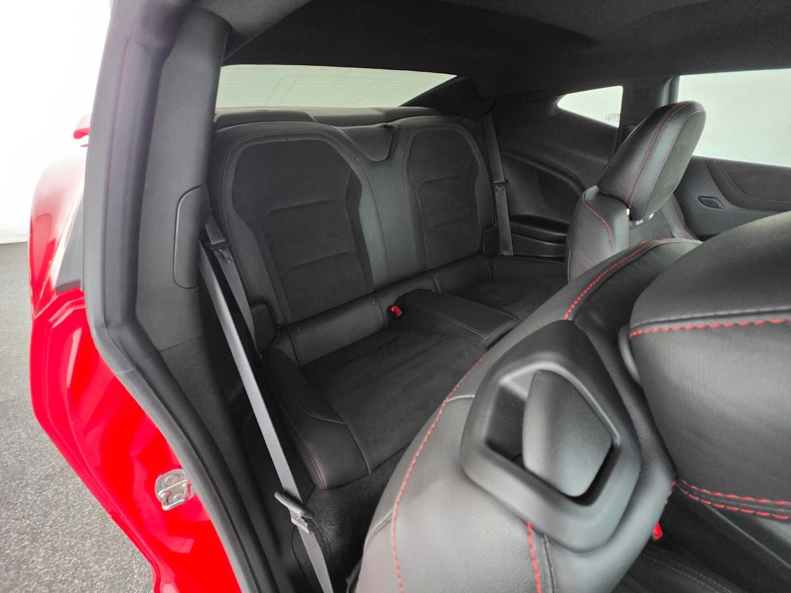 Used 2022 Chevrolet Camaro ZL1 RWD image 13