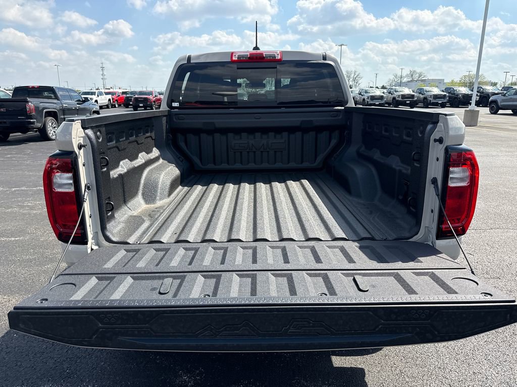 New 2026 GMC Canyon AT4 AWD/4WD image 34